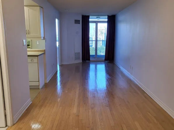 3 Rean Dr #1805, Toronto, ON M2K 3C2