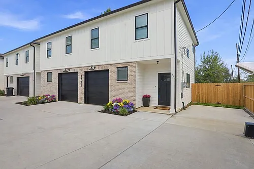 4723 Mallow St Photo 1