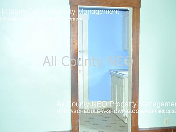 4th image of 3128 Pine Hollow Dr