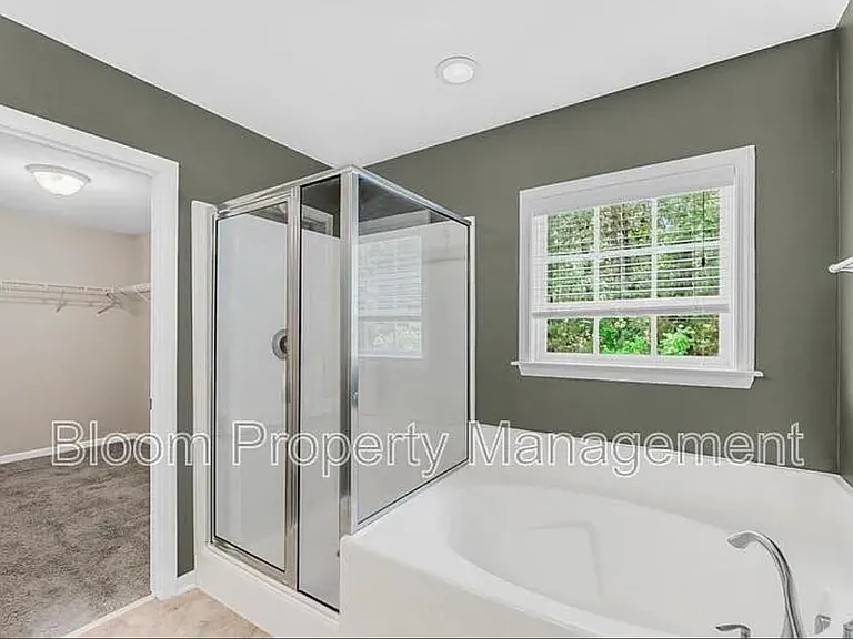 8423 Taylor Plantation Rd — Photo 29