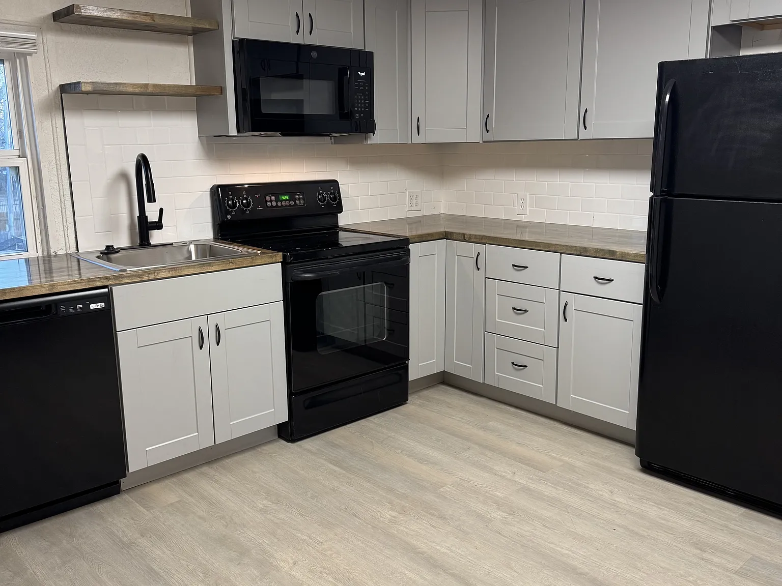 1412 7th Avenue(1-5) - 2 — Photo 4