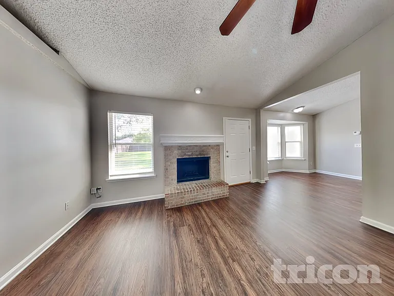3455 Citation Dr — Photo 2
