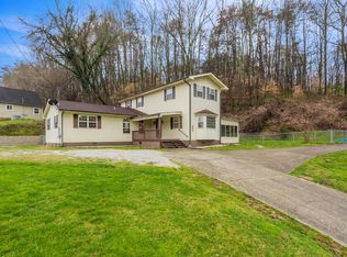 223 Riggs Chapel Rd, Harriman, TN 37748