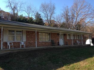 1806 Potts Creek Rd, Covington, VA 24426