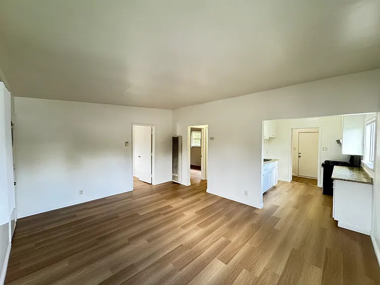 216 Santa Rosa Rd — Photo 2