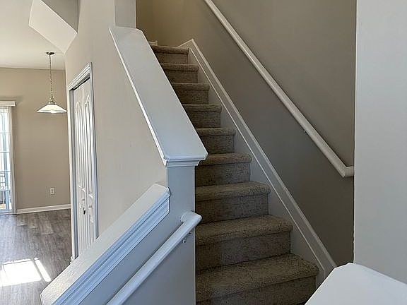 4th image of 310 Cumulus Ct