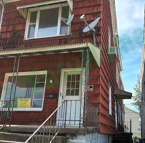 145 Virginia St — Photo 2