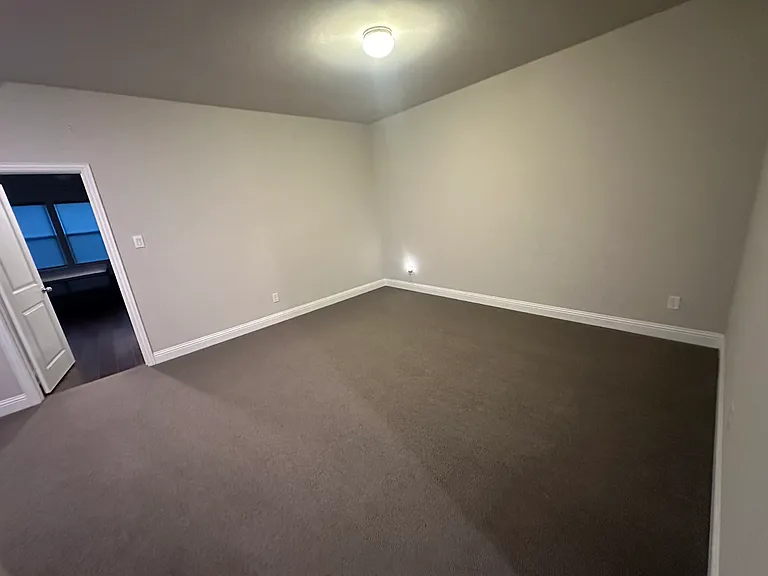 3710 Prague Mews — Photo 15