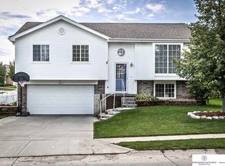 14455 Saratoga St, Omaha, NE 68116