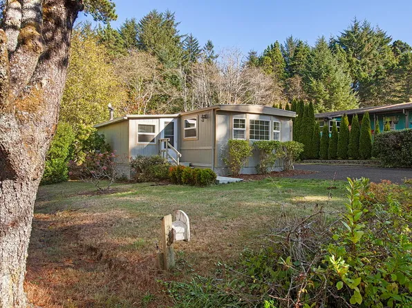 5405 NW Pacific Coast Hwy Unit 38, Waldport, OR 97394