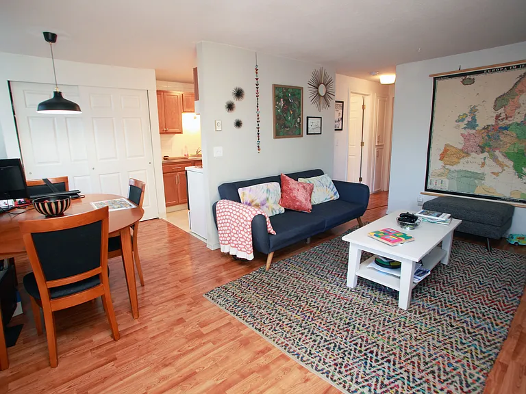 4923 SE 71st Ave #1 — Photo 5