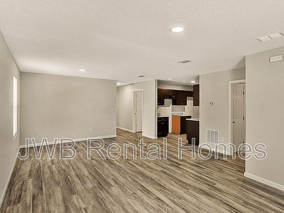 3rd image of 6030 Dunmire Ave