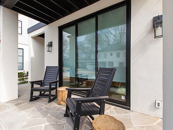 4th image of 1504 Scales St