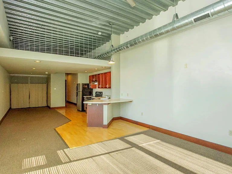 Chamberlain Lofts — Photo 4