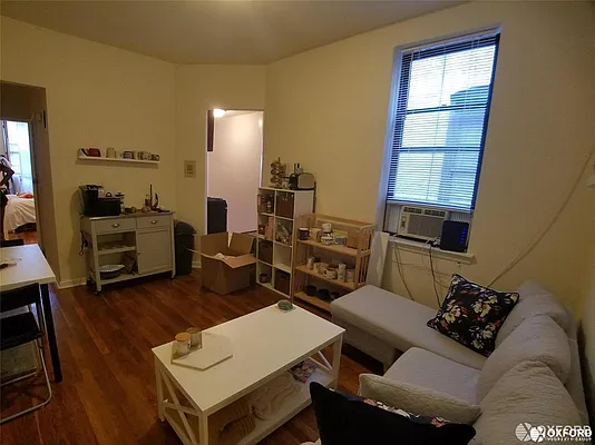 Rented by Oxford Property Group | media 28