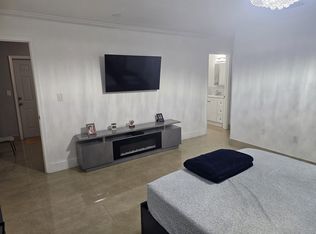 14236 SW 24th St #1, Miami, FL 33175