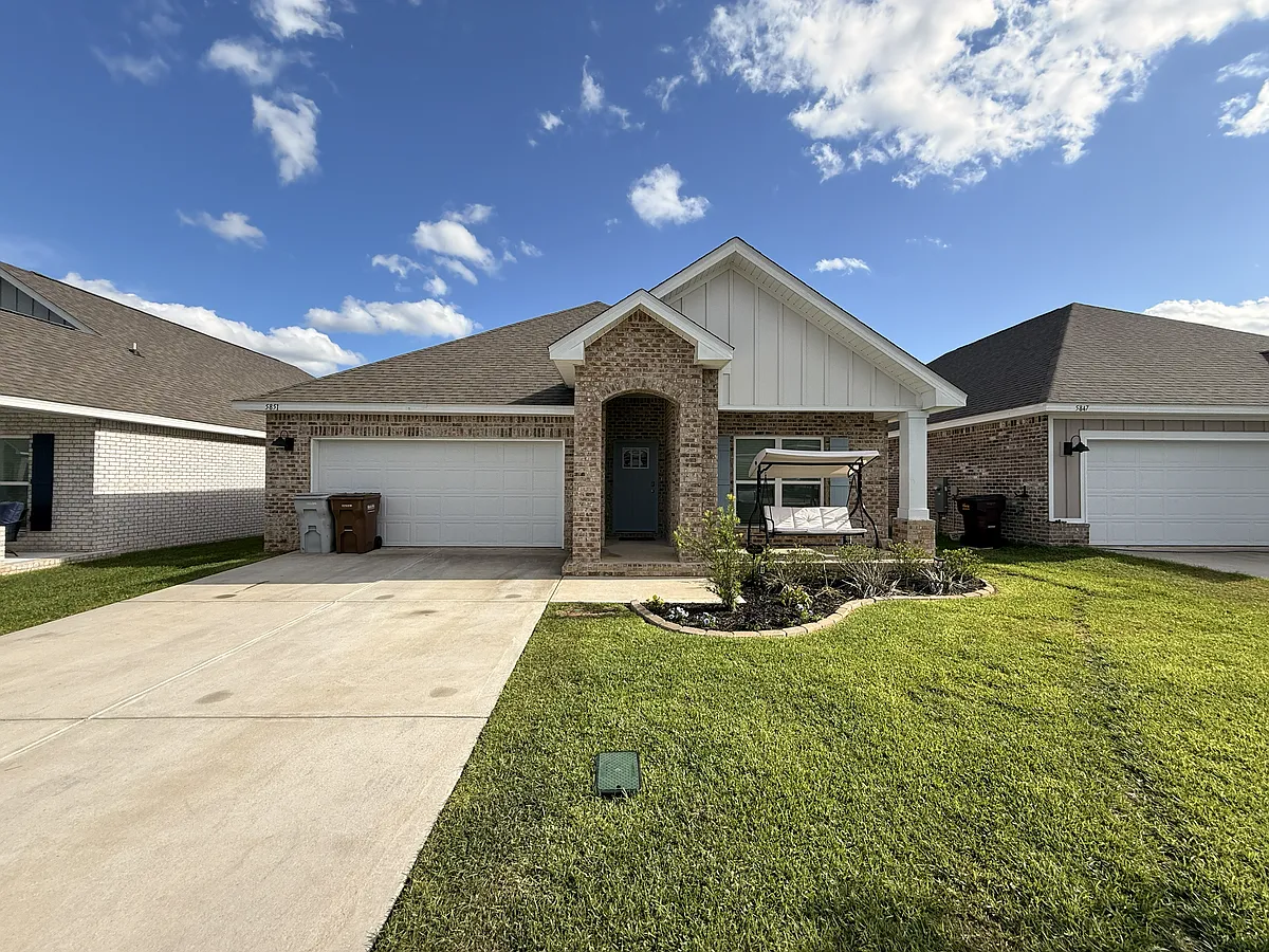 Building Photo - 5851 Sargassum Ln
