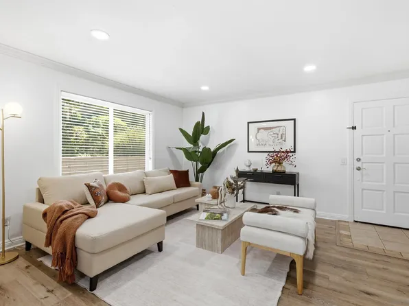 7003 Saranac St Unit 103, San Diego, CA 92115