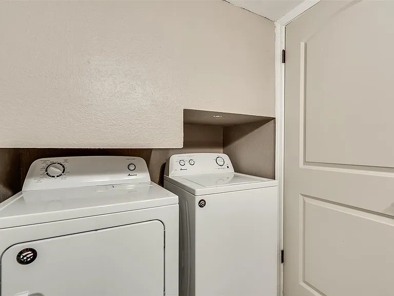 18240 Midway Rd #302 — Photo 28