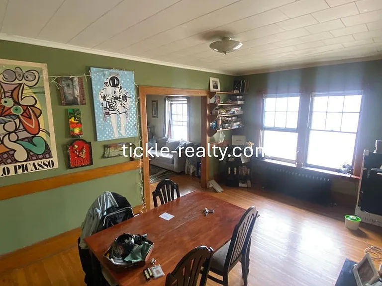 66 Henrietta St — Photo 10