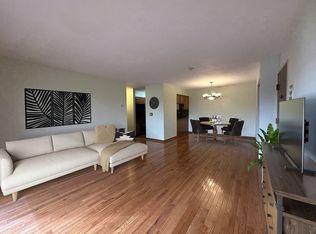 340 Sunderland Rd Unit 17A, Worcester, MA 01604