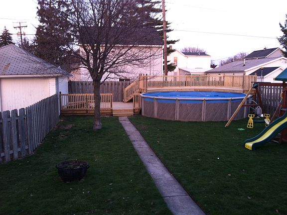 2nd image of 137 N Wilson Ave