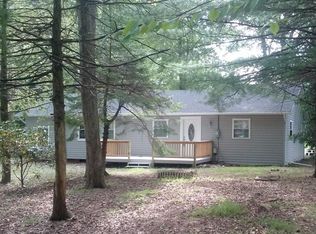 188 Ash Ln, Kunkletown, PA