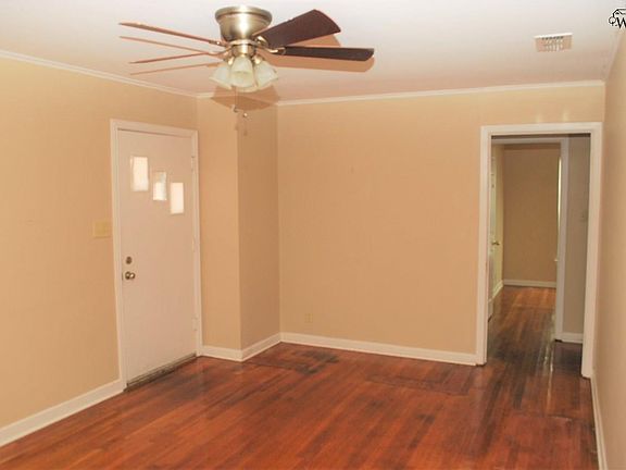 3rd image of 4314 McNiel Ave