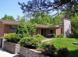 5214 Oakhill Ln, Cincinnati, OH 45247