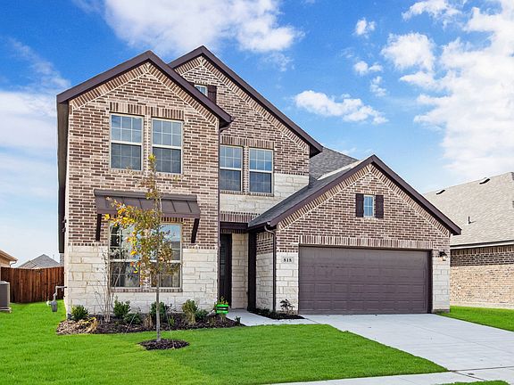 3rd image of 818 Mildren Ln