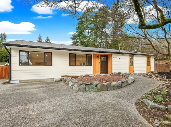 9221 224th Street SW, Edmonds, WA 98020