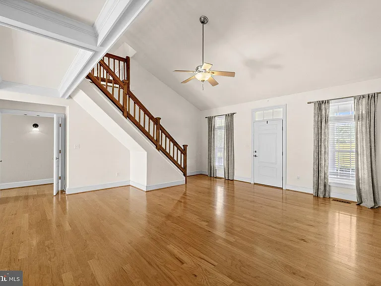 9725 Brock Rd — Photo 17