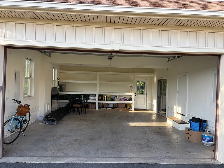 5631 Creekside Xing — Photo 11
