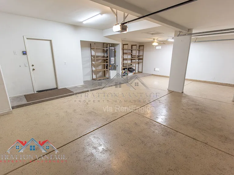 6152 W Irma Ln — Photo 25