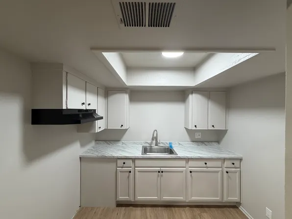 8144 Troost Ave Unit 30, Kansas City, MO 64131