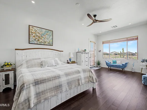 364 W STIRRUP Lane, San Tan Valley, AZ 85143