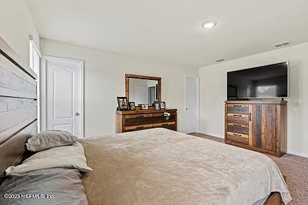 4th image of 9096 MENDOCINO Court