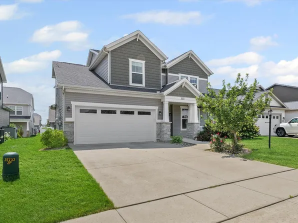 303 Bardeen Ln, Champaign, IL 61822