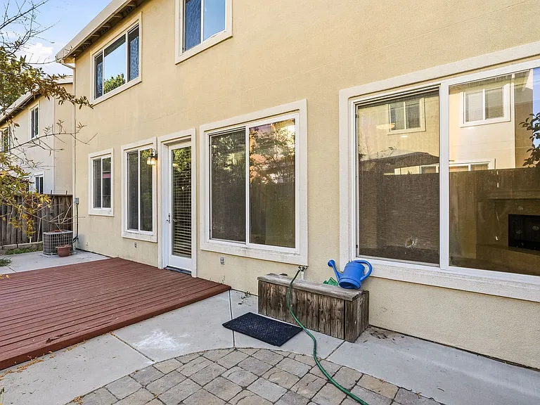 2018 McKenzie Pl — Photo 33
