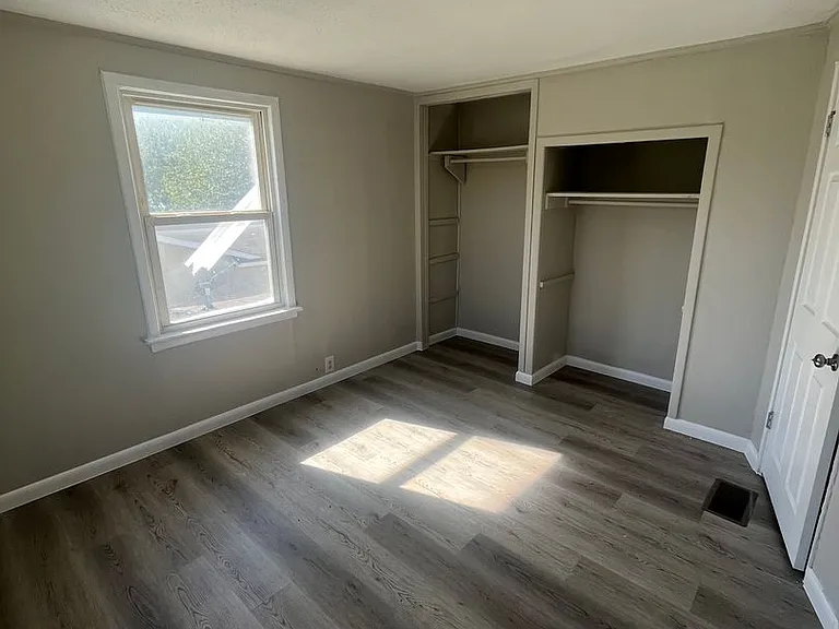 1240 S 74th East Ave — Photo 5