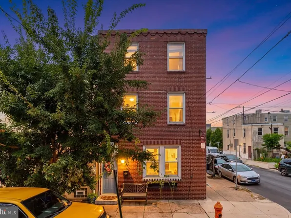 1000 S Chadwick St, Philadelphia, PA 19146