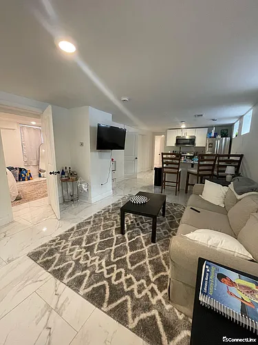 357 Ellsworth Ave Photo 1