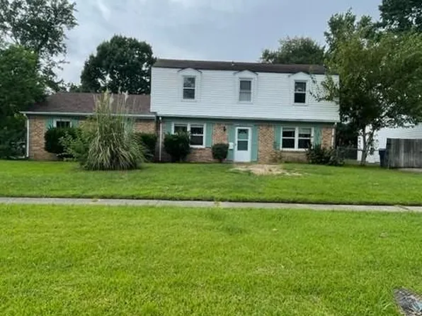 4025 S Plaza Trl, Virginia Beach, VA 23452