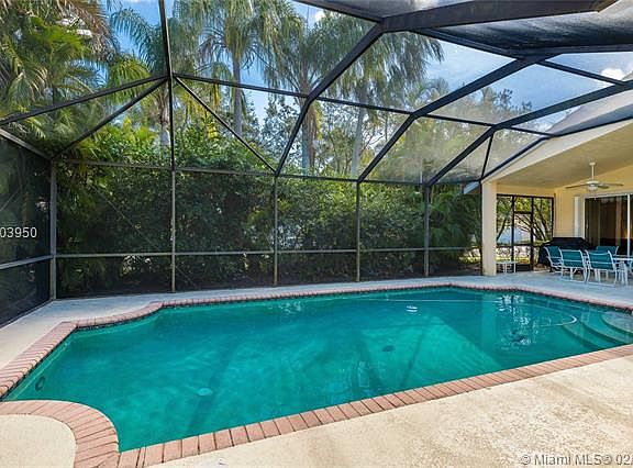 2nd image of 1523 Lantana Dr
