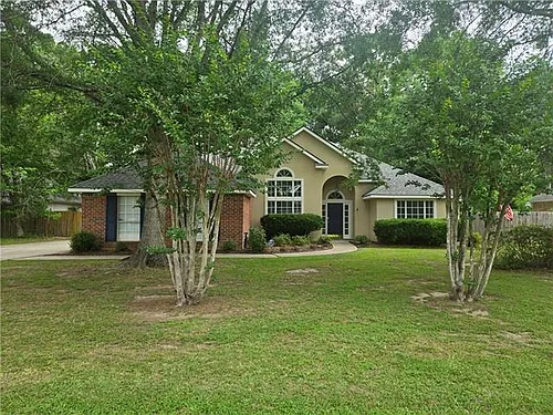 2050 White Myrtle Dr Photo 1