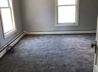 75 Granite St, Westerly, RI 02891