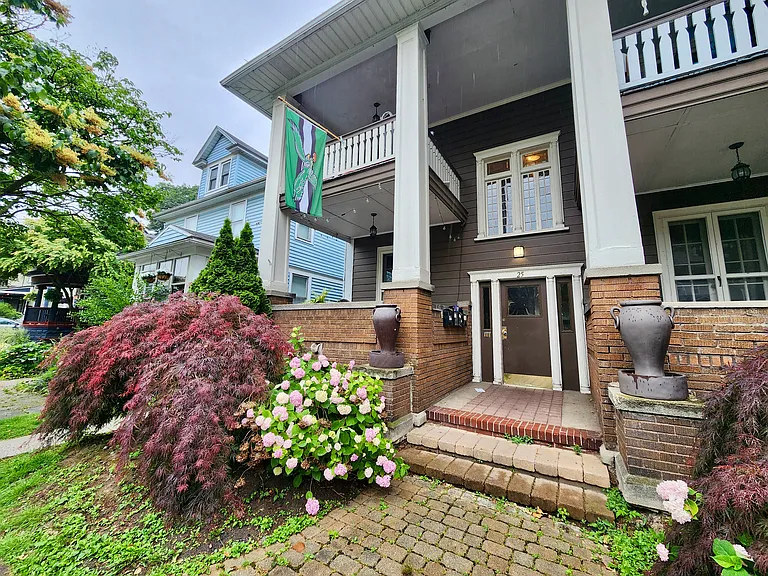 25 Vassar St #1 — Photo 19