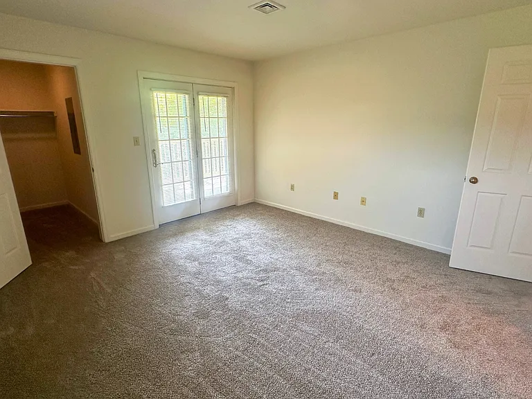 19 Black Oak Dr — Photo 23