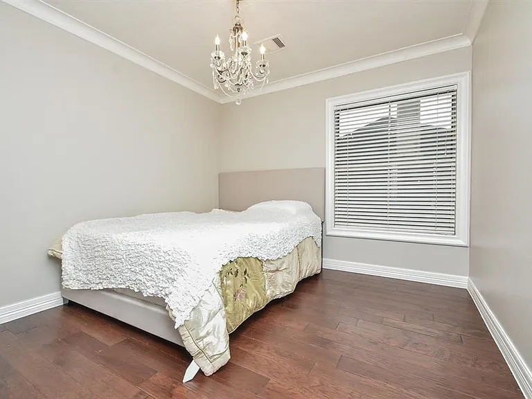 4526 Lakeside Meadow Dr — Photo 23