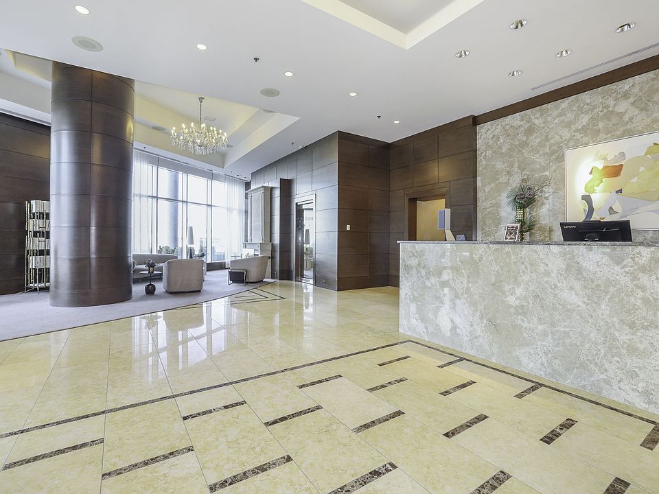 5 Renaissance Square #10E White Plains, NY 10601 (002 of 042).jpg